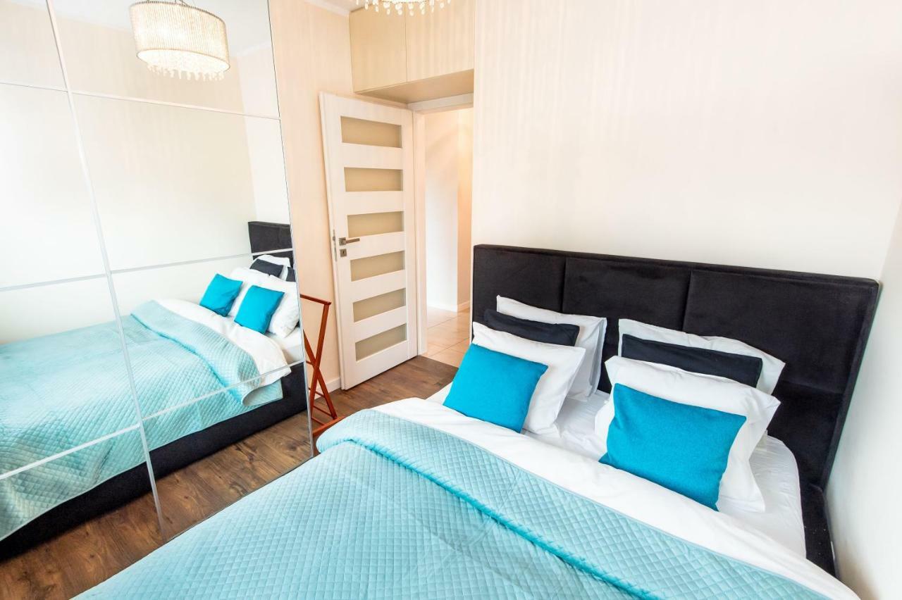 Super-Apartamenty Targi Poznanskie المظهر الخارجي الصورة